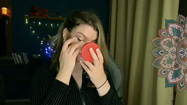 VioletteWay online show from 10-26-25, 04:18