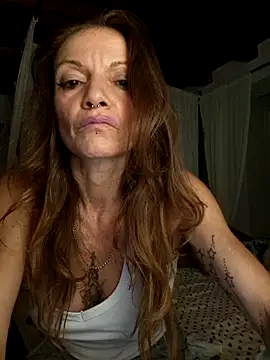 Snapshot of vampvanna23 chatting on 06-16-26, 01:38 vampvanna23 online show from 06-16-26, 01:38