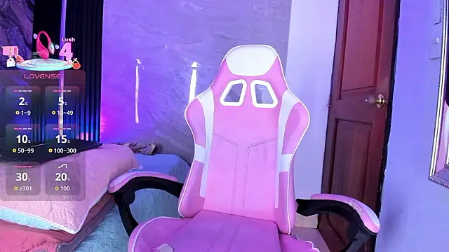 PamelaAnderson 2 online show from 03-05-26, 08:05