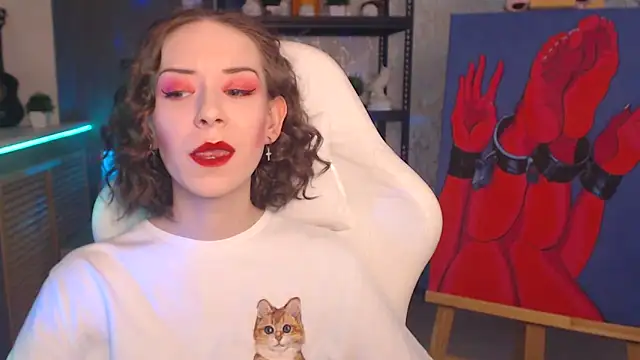 FascinatingEyess online show from 12-17-25, 12:04