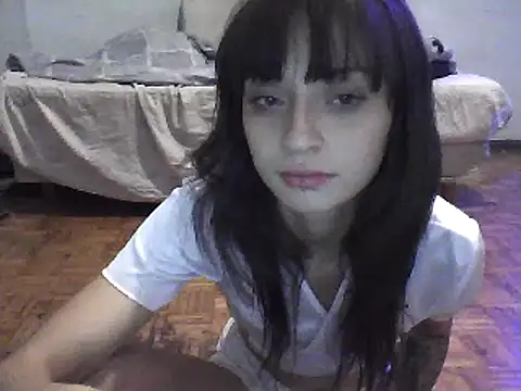 Snapshot of tyffani420 chatting on 01-21-25, 05:16 tyffani420 online show from 01-21-25, 05:16