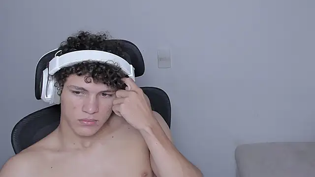 laurent nova online show from 10-11-25, 07:09