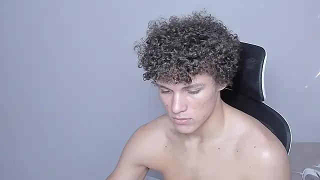 laurent nova online show from 10-17-25, 08:43