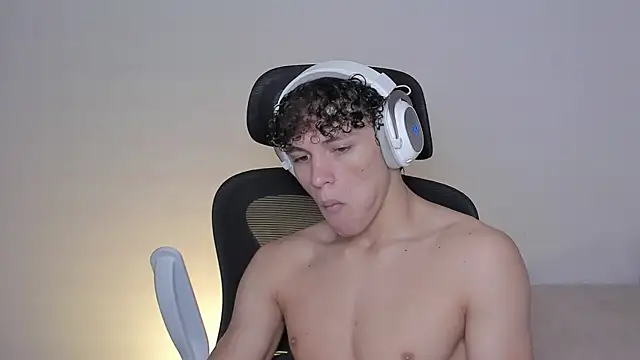 laurent nova online show from 10-09-25, 04:57