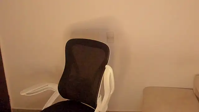 laurent nova online show from 01-07-26, 11:04