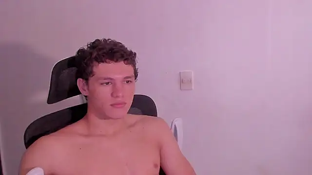 laurent nova online show from 04-08-26, 03:57