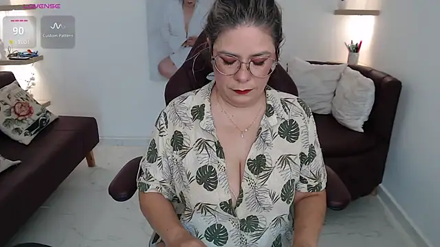 zehra sanem online show from 07-08-26, 09:54