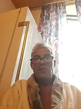 Picolo4111 online show from 09-28-25, 06:31