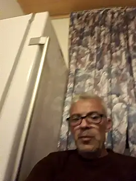 Picolo4111 online show from 10-21-25, 10:09