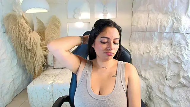 Dakotha v  online show from 03-20-26, 03:18