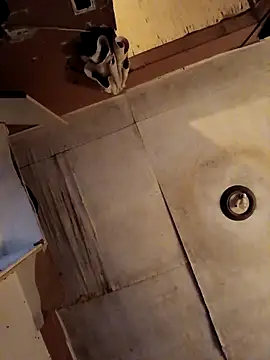 Snapshot of brownfeet chatting on 10-26-25, 06:47 brownfeet online show from 10-26-25, 06:47