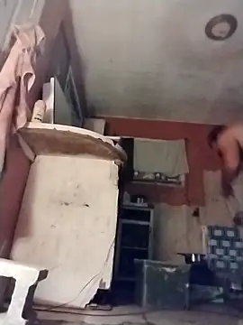 Snapshot of brownfeet chatting on 03-08-25, 04:56 brownfeet online show from 03-08-25, 04:56