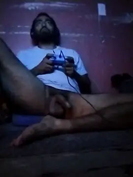 Snapshot of brownfeet chatting on 01-13-25, 06:49 brownfeet online show from 01-13-25, 06:49