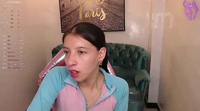 Snapshot of _lucy_v chatting on 02-23-25, 09:55 lucy v online show from 02-23-25, 09:55