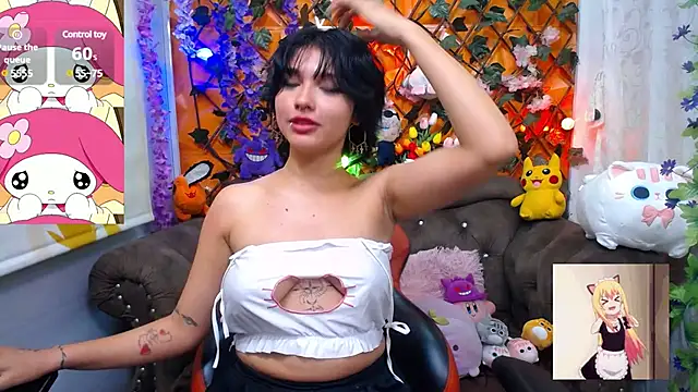 Snapshot of ravenn_20 chatting on 03-17-25, 06:00 ravenn 20 online show from 03-17-25, 06:00