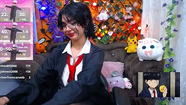 Snapshot of ravenn_20 chatting on 03-18-25, 05:44 ravenn 20 online show from 03-18-25, 05:44