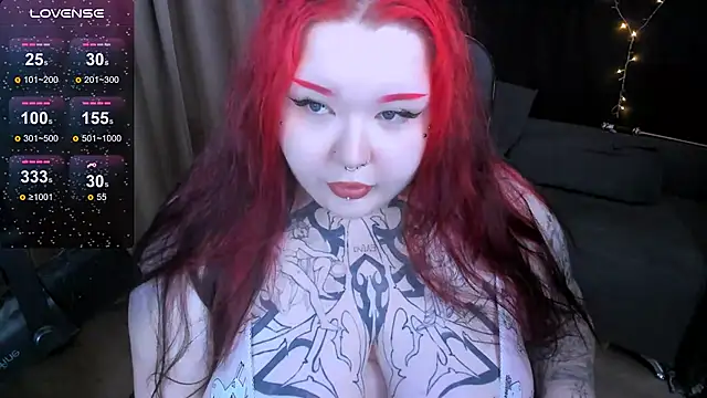 Gotic Pie online show from 10-15-25, 05:21