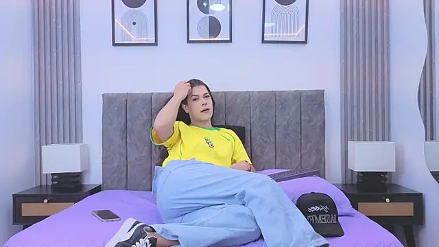 Luciana Ortiz1 online show from 06-24-26, 07:33