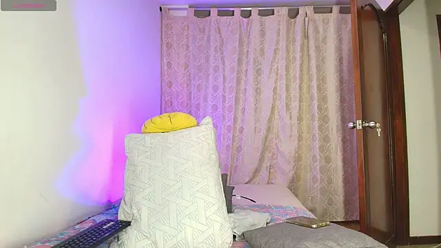 Luciana Ortiz1 online show from 04-07-26, 01:40