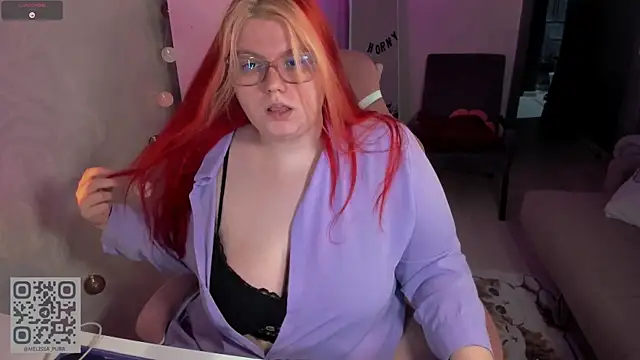 Snapshot of Melissa_Purr chatting on 05-08-26, 11:19 Melissa Purr online show from 05-08-26, 11:19