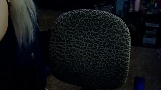 Snapshot of ziggyspice chatting on 09-25-25, 02:39 ziggyspice online show from 09-25-25, 02:39