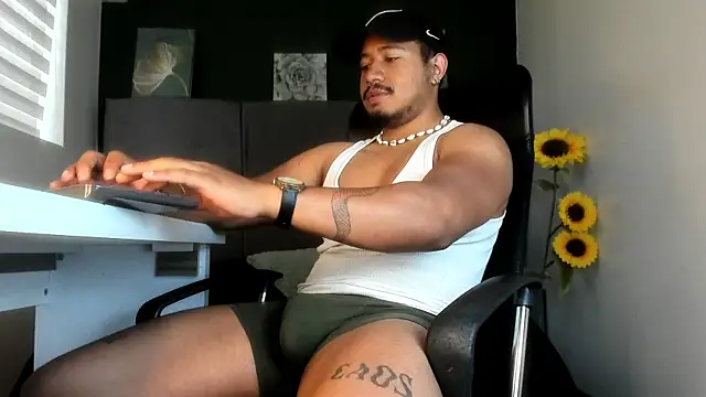 Snapshot of Jan_Flp chatting on 01-08-26, 01:06 Jan Flp online show from 01-08-26, 01:06