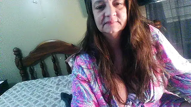 Snapshot of RosieRios chatting on 02-04-25, 02:28 RosieRios online show from 02-04-25, 02:28