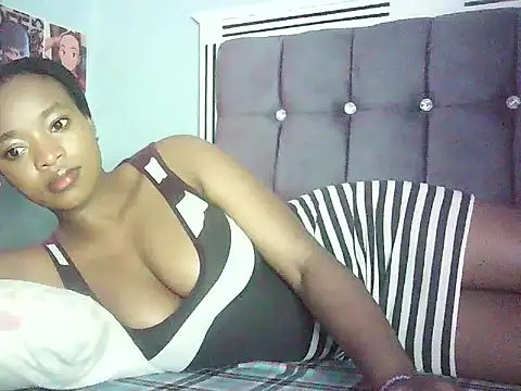 Cryaluna online show from 03-13-26, 07:24