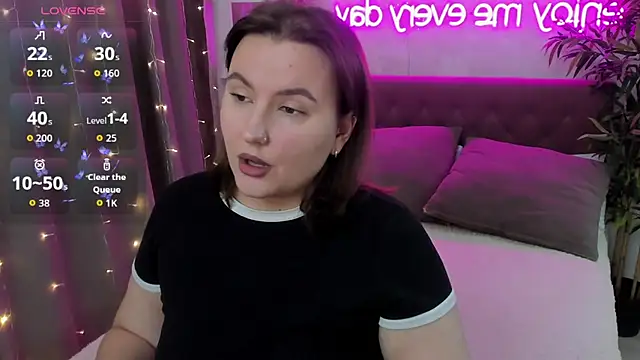 FeralPeach online show from 11-05-25, 07:00