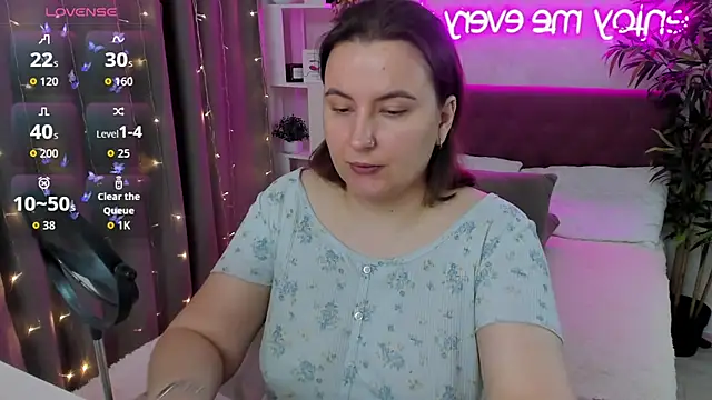 FeralPeach online show from 09-21-25, 03:44