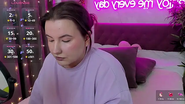 FeralPeach online show from 03-29-26, 06:04