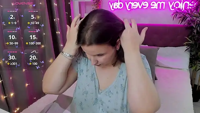 FeralPeach online show from 11-01-25, 06:41