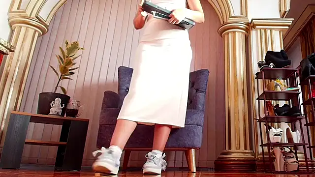 Snapshot of missmabelle chatting on 05-24-26, 10:31 missmabelle online show from 05-24-26, 10:31