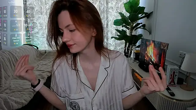 Alyssa Smitt online show from 06-07-26, 08:41