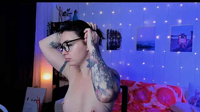 Magic Allie online show from 11-27-25, 06:47