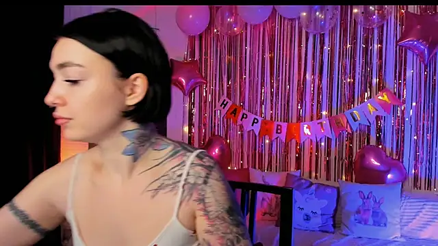 Magic Allie online show from 10-06-25, 07:25