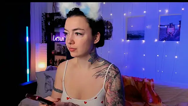 Magic Allie online show from 12-22-25, 07:41