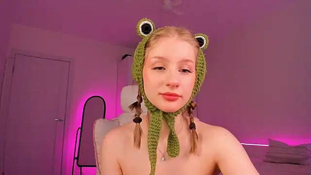 Eva Davi online show from 02-27-25, 05:07