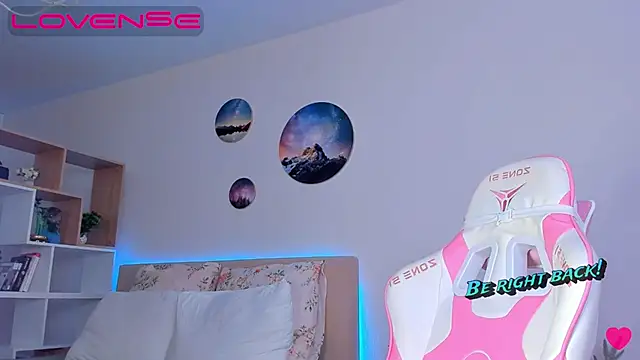 Snapshot of Mermaid_Melody chatting on 02-16-25, 08:54 Mermaid Melody online show from 02-16-25, 08:54
