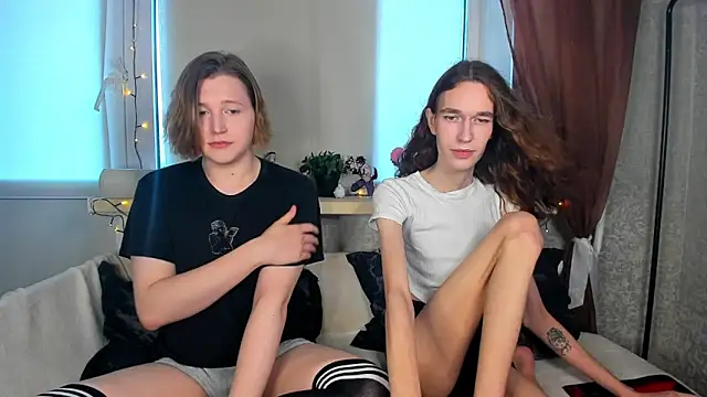 Calvin and Kevin online show from 09-26-25, 01:18