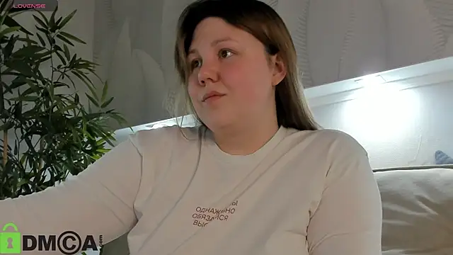 Ruth Oliver online show from 03-10-26, 01:09