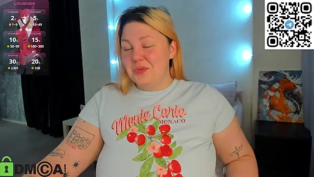 Ruth Oliver online show from 12-23-25, 01:16