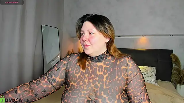 Ruth Oliver online show from 06-05-26, 01:10