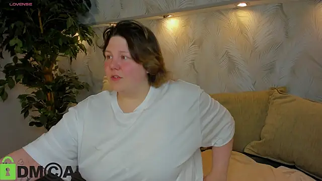 Ruth Oliver online show from 07-04-26, 01:12
