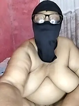 Snapshot of naughtygrannyXXX chatting on 09-14-25, 07:36 naughtygrannyXXX online show from 09-14-25, 07:36