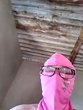 Snapshot of naughtygrannyXXX chatting on 03-13-25, 06:16 naughtygrannyXXX online show from 03-13-25, 06:16