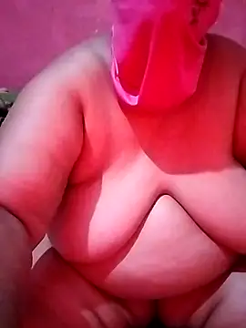 Snapshot of naughtygrannyXXX chatting on 09-24-25, 06:03 naughtygrannyXXX online show from 09-24-25, 06:03