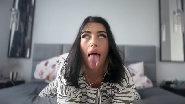 Marakuia054 online show from 11-04-25, 07:12