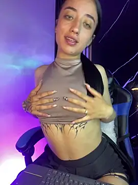 Ady 18 online show from 10-25-25, 05:35