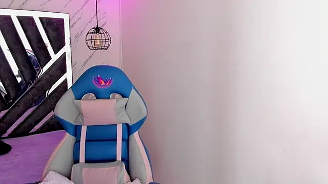 Queen perla  online show from 10-29-25, 12:37